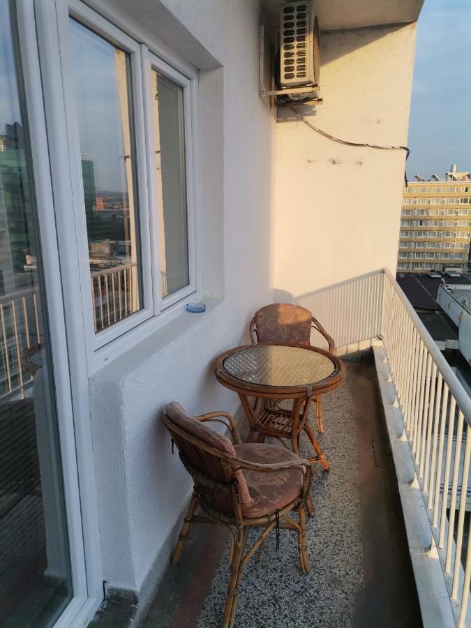 Calla 1 - Modern & Cozy Main Square Apartment In The City Shopping Center - Parking Slot With Parking Security 스코페 외부 사진