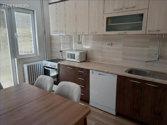 Calla 1 - Modern & Cozy Main Square Apartment In The City Shopping Center - Parking Slot With Parking Security 스코페 외부 사진